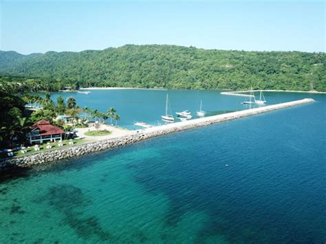 Caylabne Bay Resort & Marina.
